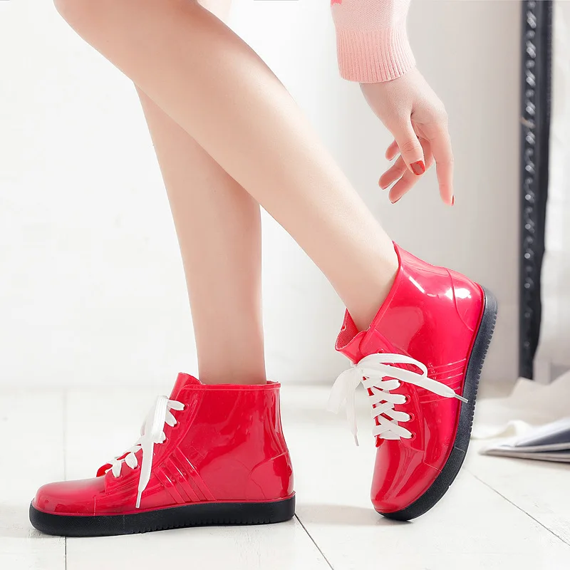 Модные женские водонепроницаемые ботинки Нескользящие низкие корейские