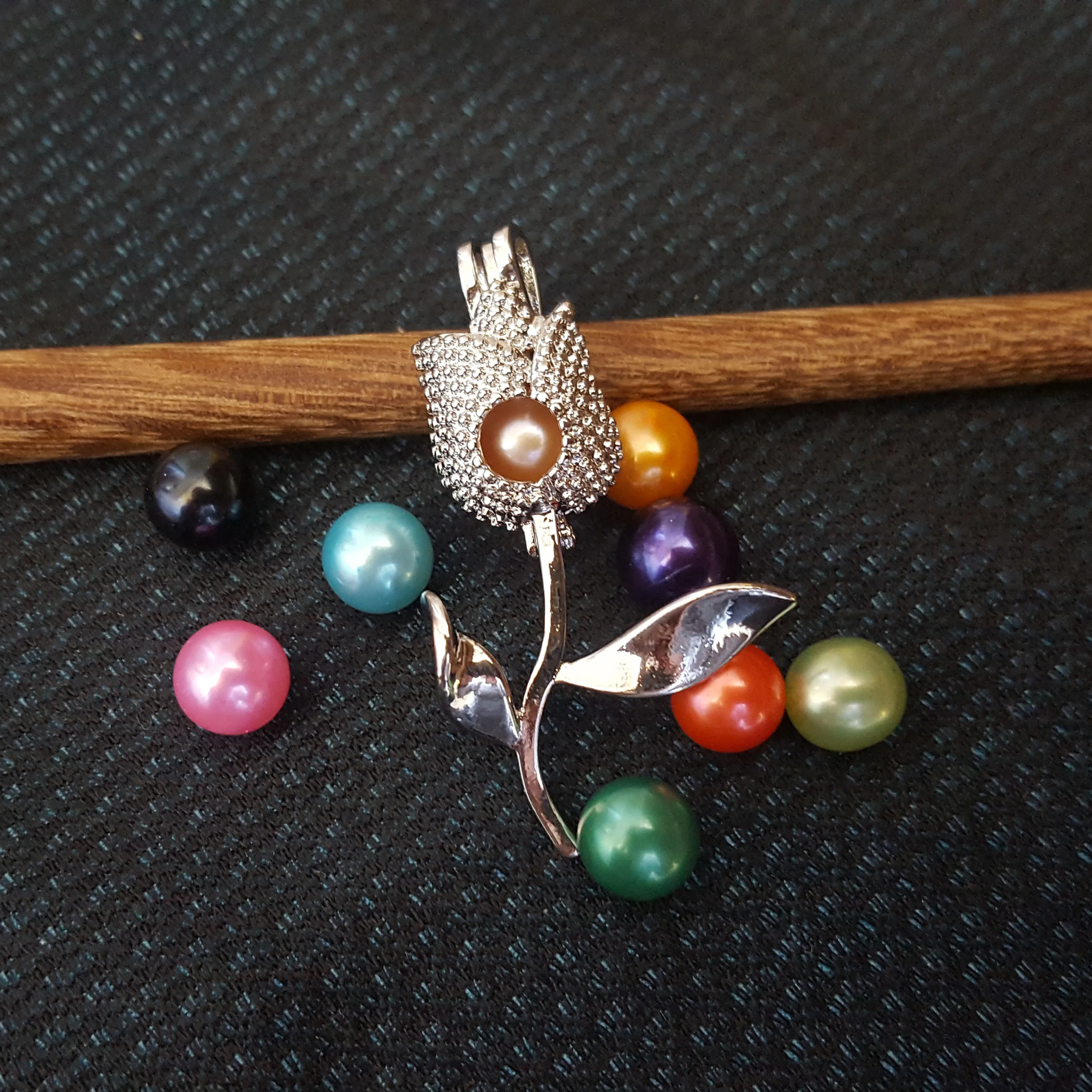 

5 pieces Flower Pearl Cage Pendant Opening Cages Locket Charm Love Wish Pearl Cages Fashion Diy Jewelry