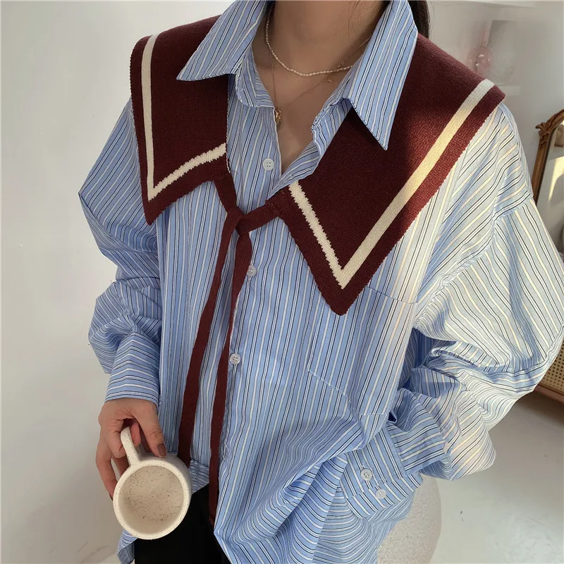 Винтажная вязаная накидка шаль женская короткая с галстуком-бабочкой |