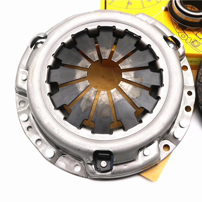 

Чехол-клатч для двигателя Geely Panda GC2 GX2 LC2 1,3/1.5L 479