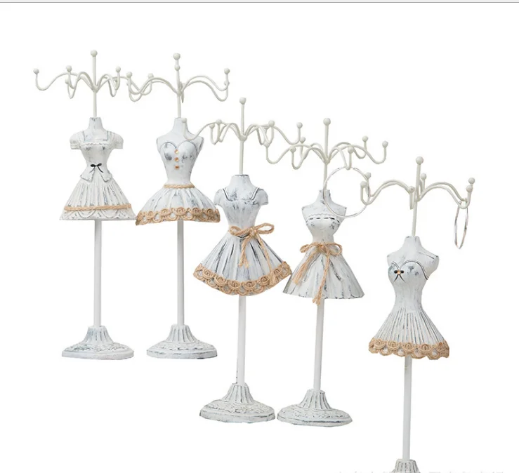 

Retro European Model Jewelry Stand Earrings Necklace Jewelry Creative Storage Rack Holiday Window Display Stand
