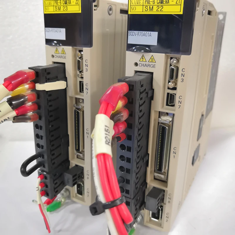 YASKAWA SGDS-02A01A 200 Вт (гарантия качества и цена Оборотная) | Инструменты