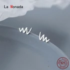 Ла Monada 925 пробы Серебряные серьги-гвоздики Для женщин Минималистский глянцевый волнистых линий, серьги со шпилькой, для Для женщин серебро 925 тонкой в ювелирных изделиях