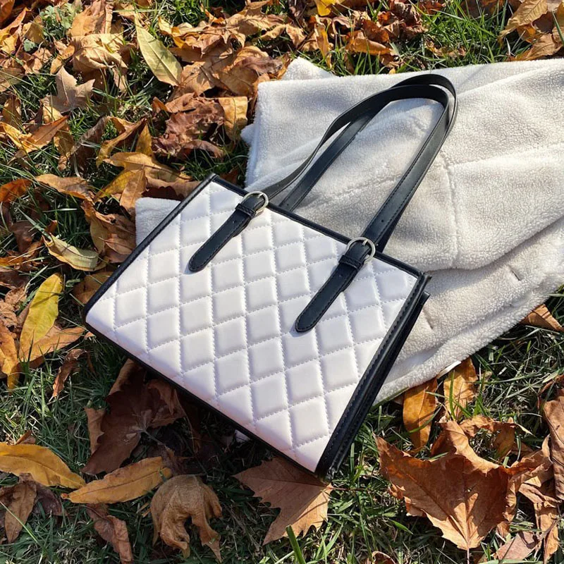 

Designer Trending Lingge PU Leather Shoulder Bags For Women 2021 New Lady Armpit Bag Brand Luxury Handbags Top-Handle Bag Female