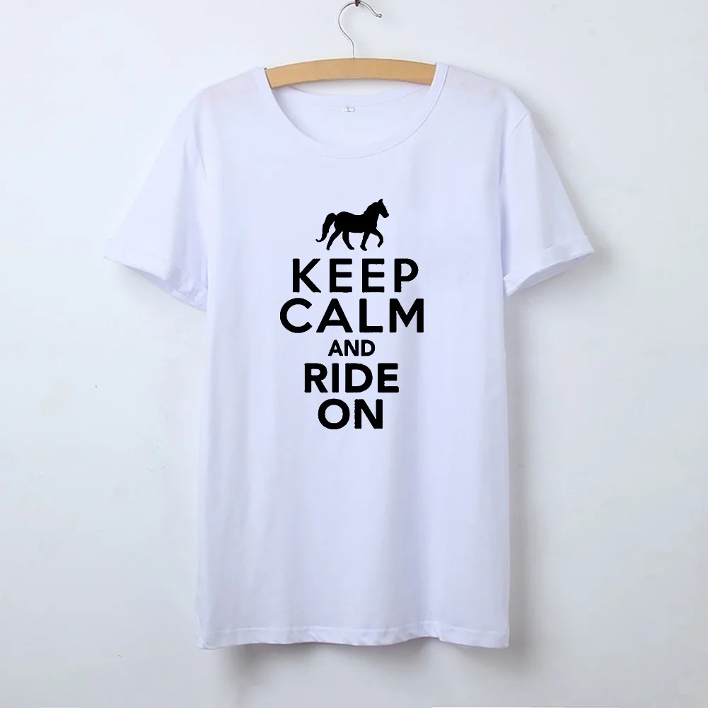 С надписью Keep Calm and ездить на забавная футболка женская с милой лошадкой и