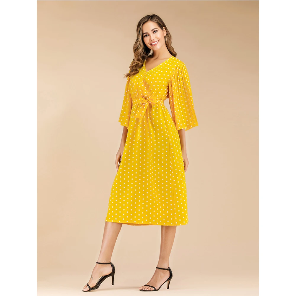 Женское винтажное длинное платье в горошек желтое элегантное облегающее