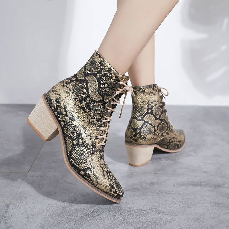 Под змеиную кожу Ботильоны Женская обувь 2019 и молнией Сезон осень С плюшевой