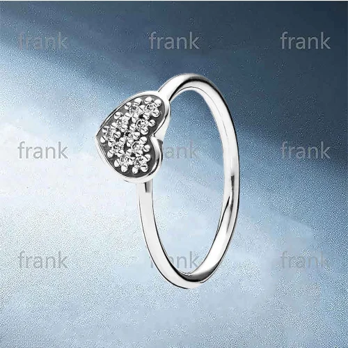 

190890CZ Clear Pave Heart Ring