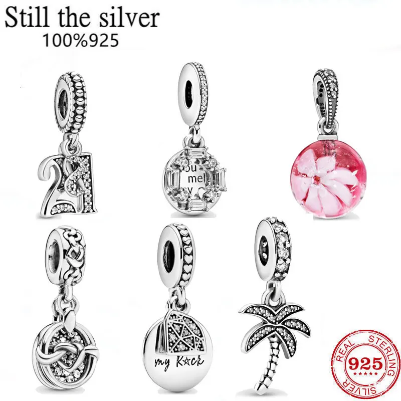 

Женский браслет из серебра 925 пробы с подвеской «мама»