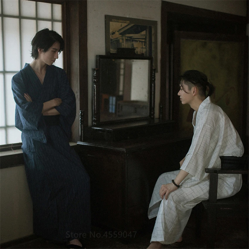 

New Japanese Kimono Men Sleepwear Homewear Casual Yukata Haori Traditional Fashion Bathrobe Pajamas Sets Plaid Samurai Nightgown