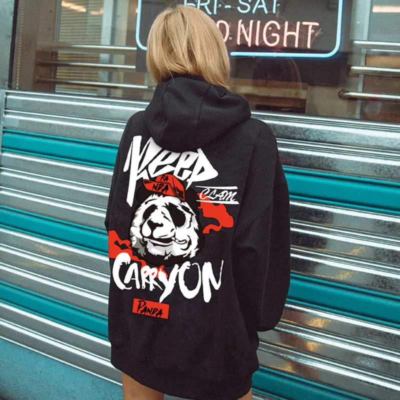 

Hoodies & Sweatshirts