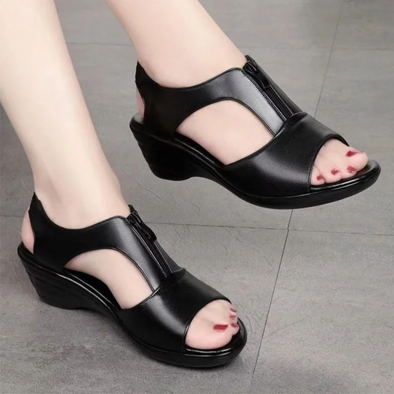 

New Fashion Casual Ladies Open Toe Wedge Sandals 2021 Summer Outdoor High-heeled Soft Leather Comfortable Shoes