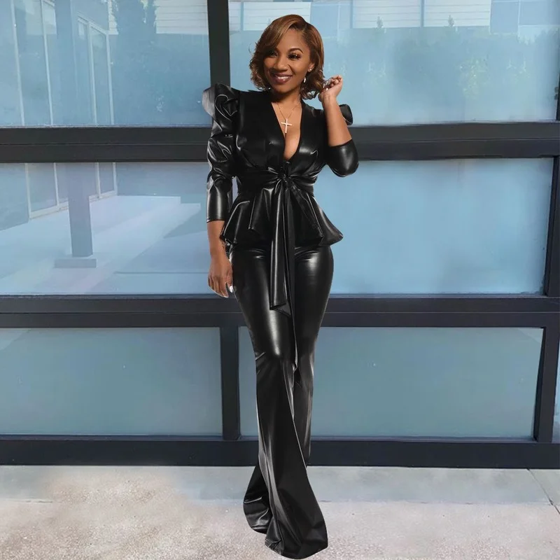 

Женский костюм-двойка из искусственной кожи, с V-образным вырезом