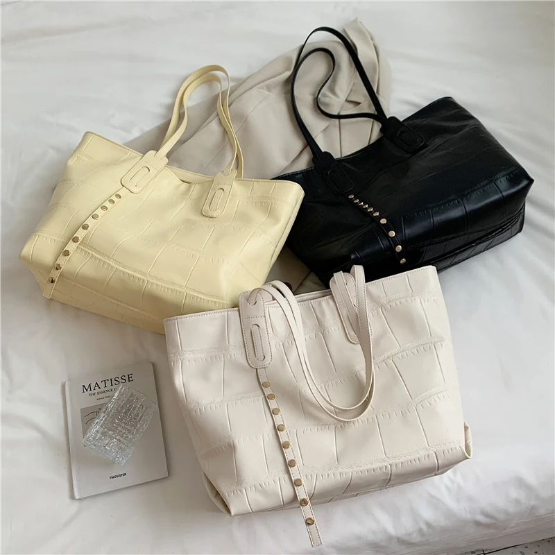 

Summer Stone Pattern Big Tote Bags For Women Studs Design Work Female Shoulder Bags Large Capacity Shopper Ladies Handbags 2021