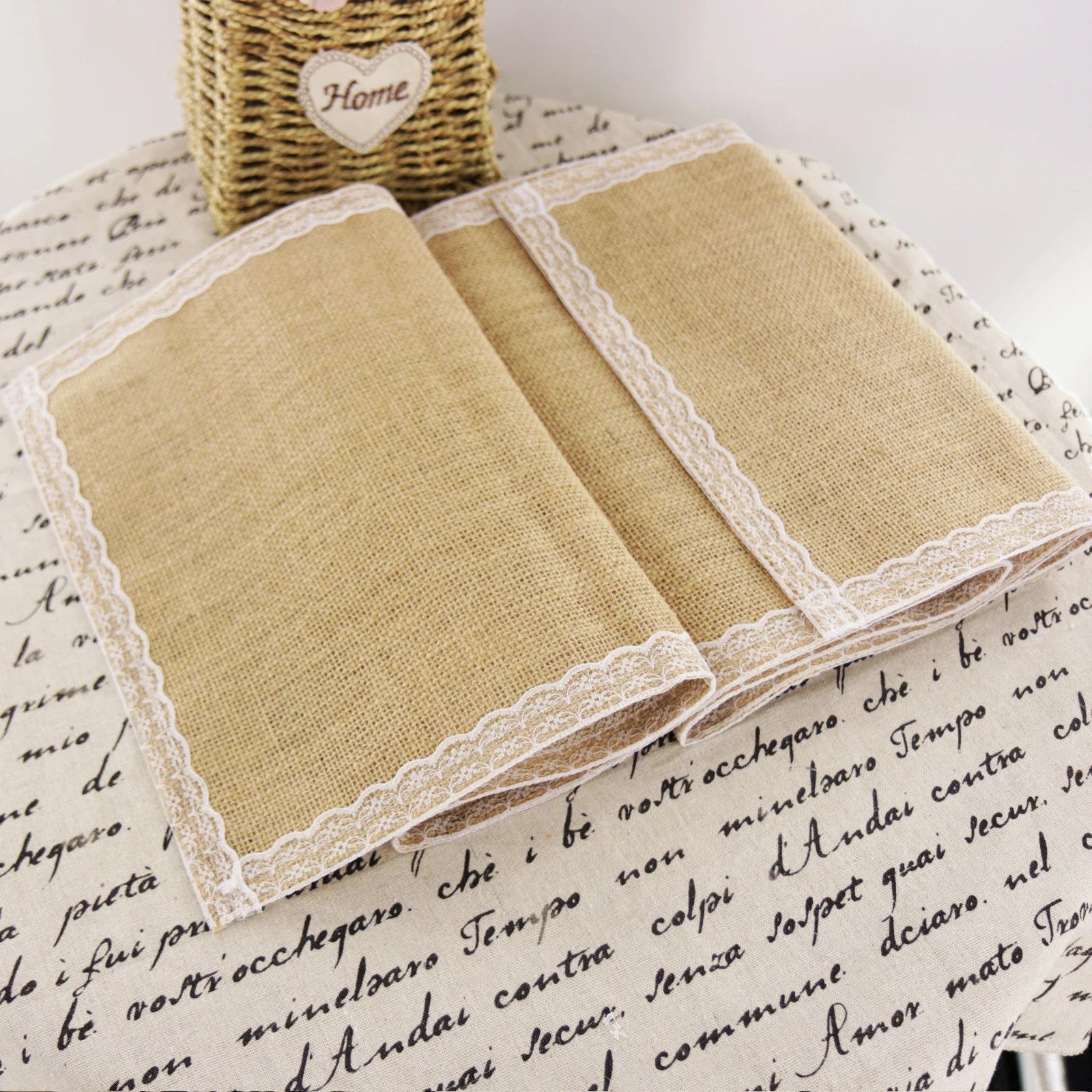 Винтаж натуральный в декорированном мешковиной горшке Настольная дорожка для