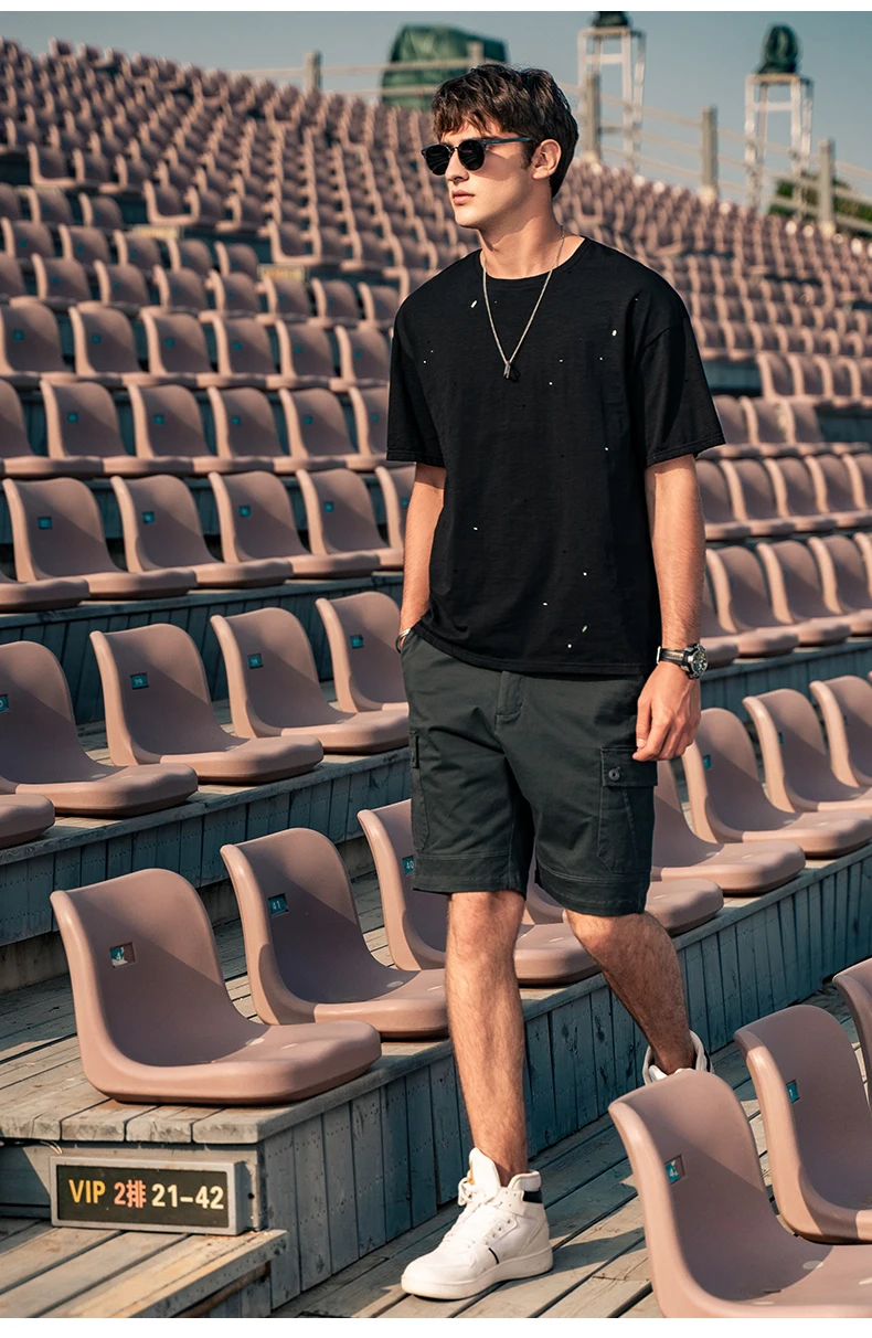 

2666 The trend of the ruffian, old and broken holes, splash ink paint, men's graffiti cotton short-sleeved T-shirt