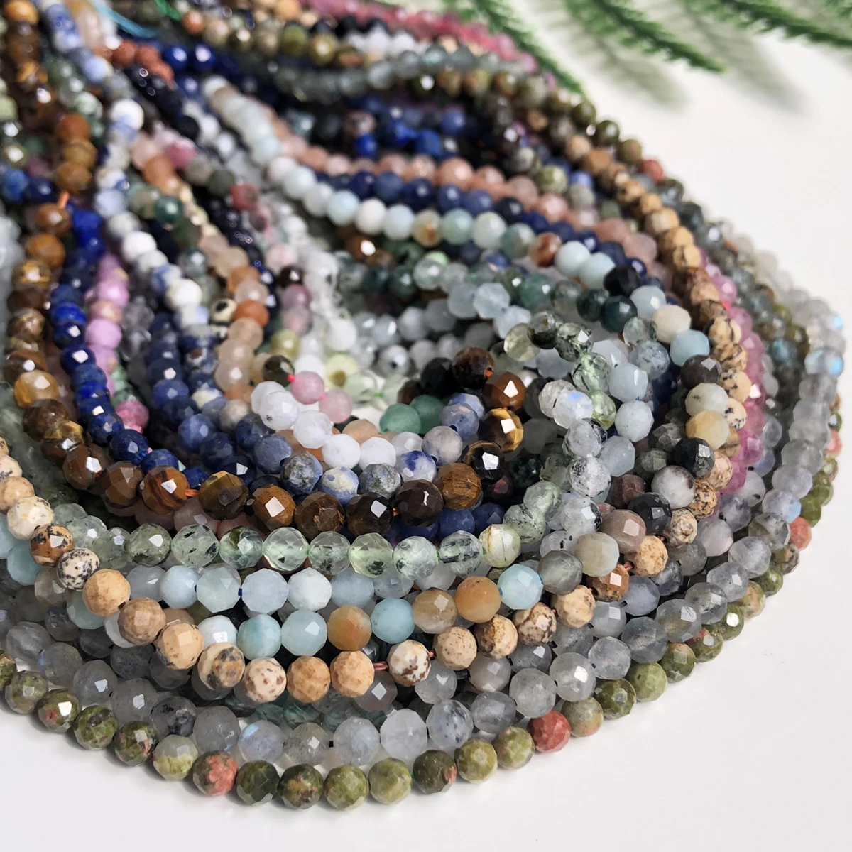 Натуральный граненый камень лабрадорит турмалин каменные бусины круглые