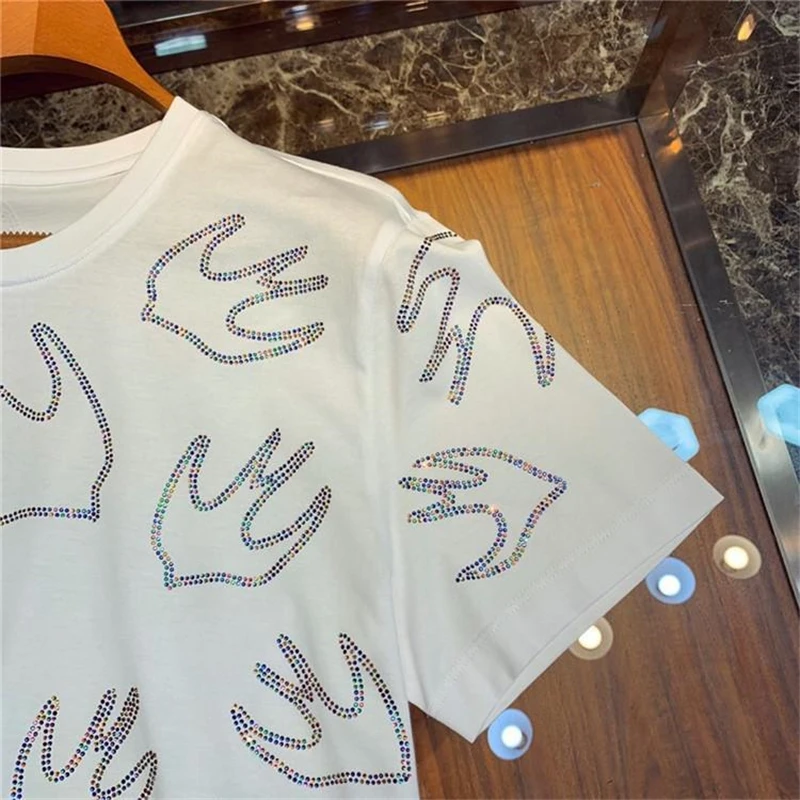 

Europe's new best-selling short-sleeved men's famous diamond-encrusted personality brand fitness shirt