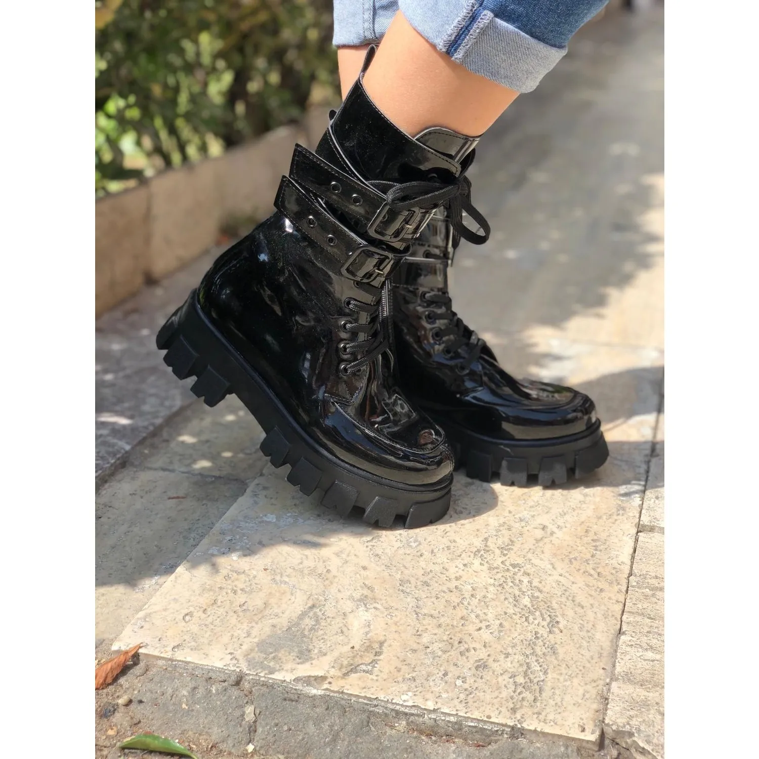 

Mylady Black Japanned Leather Postal