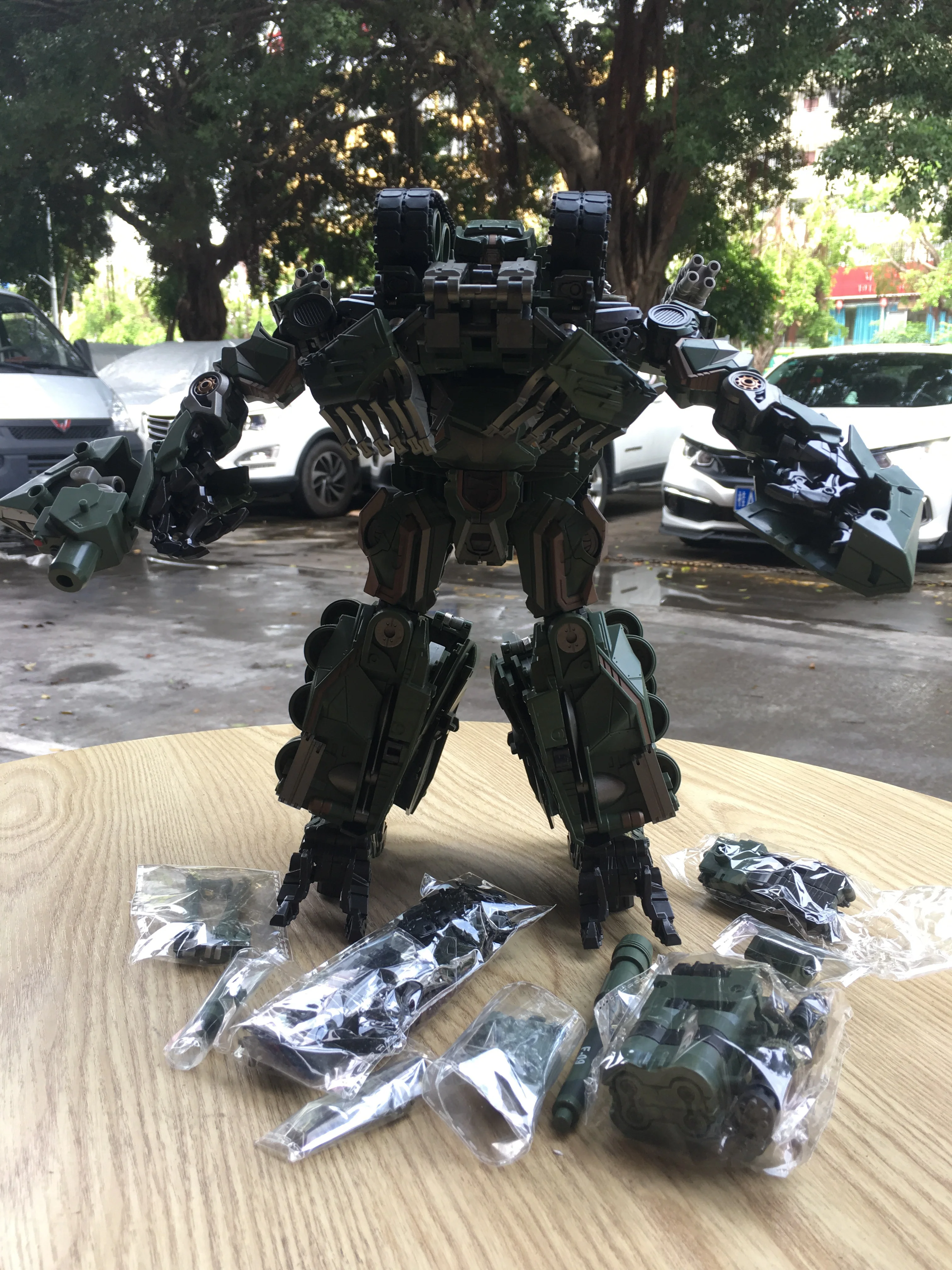 Дешево Игрушки-трансформеры WeiJiang Brawl 30 см SS Leader камуфляж M04 Танк M1A1 режим KO экшн-фигурка робот Коллекционная модель подарок