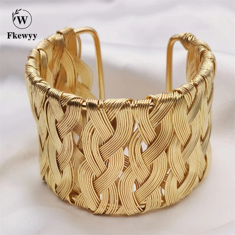 

Fkewyy High-End Classic Women Bracelet Fashion Designer Jewelry Handmade Weave Bangles Charm Womem Gothic Accessories Gift