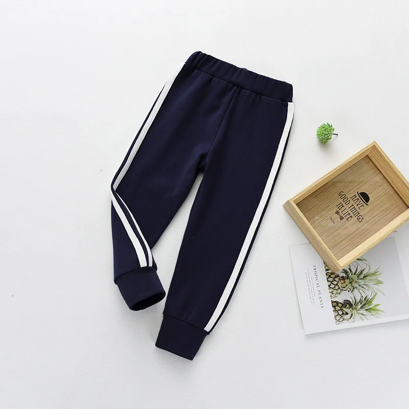 Модные спортивные штаны для мальчиков и девочек яркие леггинсы белые весенние в