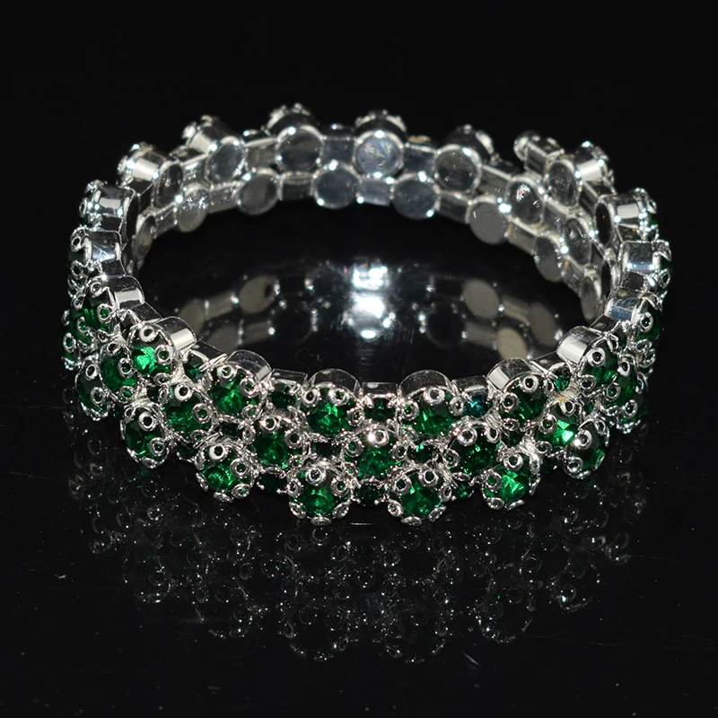 Регулируемый многослойный браслет с кристаллами покрытый серебром