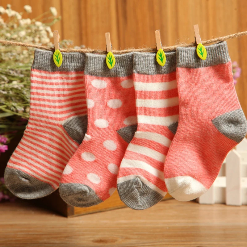 

New 4Pairs/Set Cotton Baby Socks Set Spring/Autumn Winter Newborn Infant Toddler Floor No Bone Sock For 0-3 Years