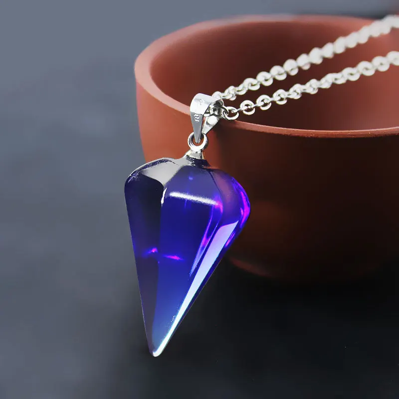 Цепочка с подвеской в виде пирамиды из натурального камня | Украшения и