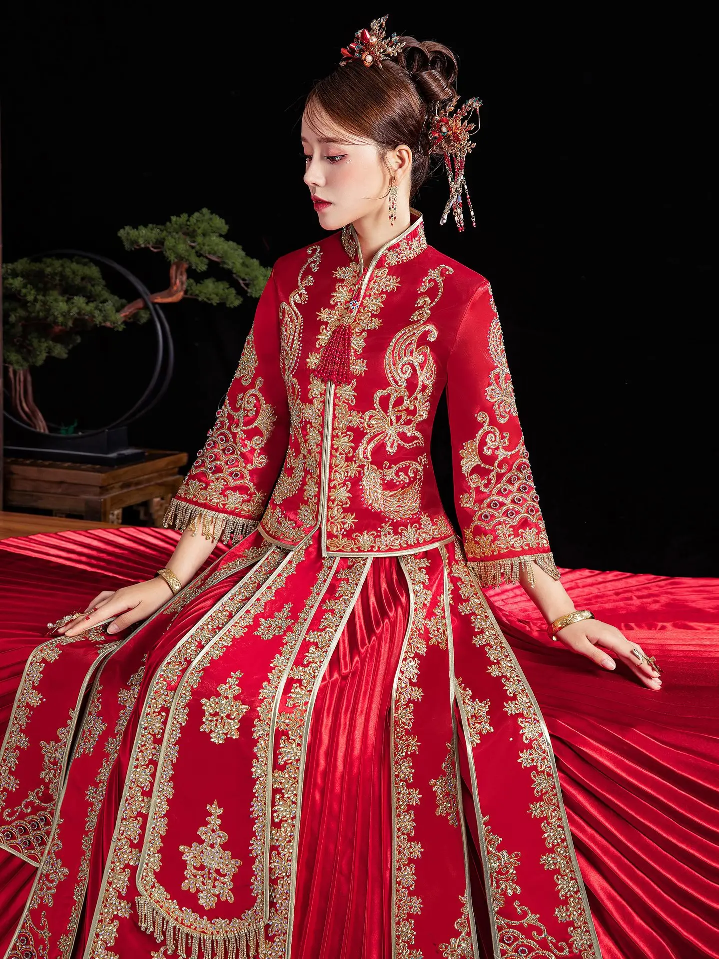 Banquet High-quaity Classic Cheongsam Qipao Bride Mandarin Collar Costume Embroidery Luxury Chinese Wedding Dress