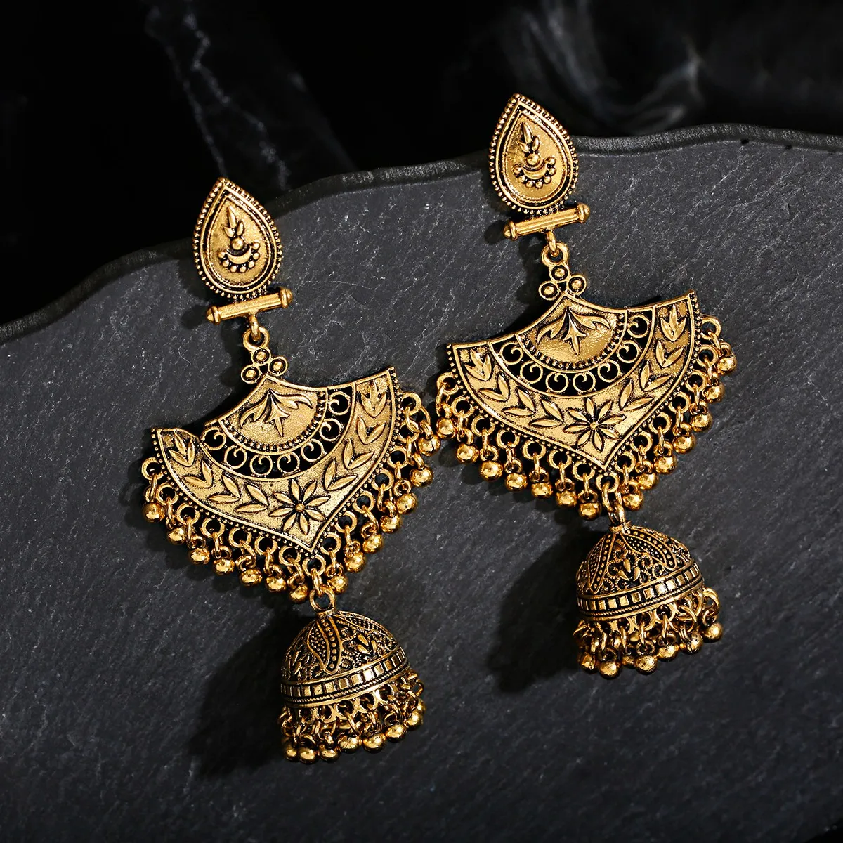 

Vintage Classical Gold Geometry Shape Bollywood Earrings For Women Gypsy Boho Ethnic Bells Earrings Palace серьги
