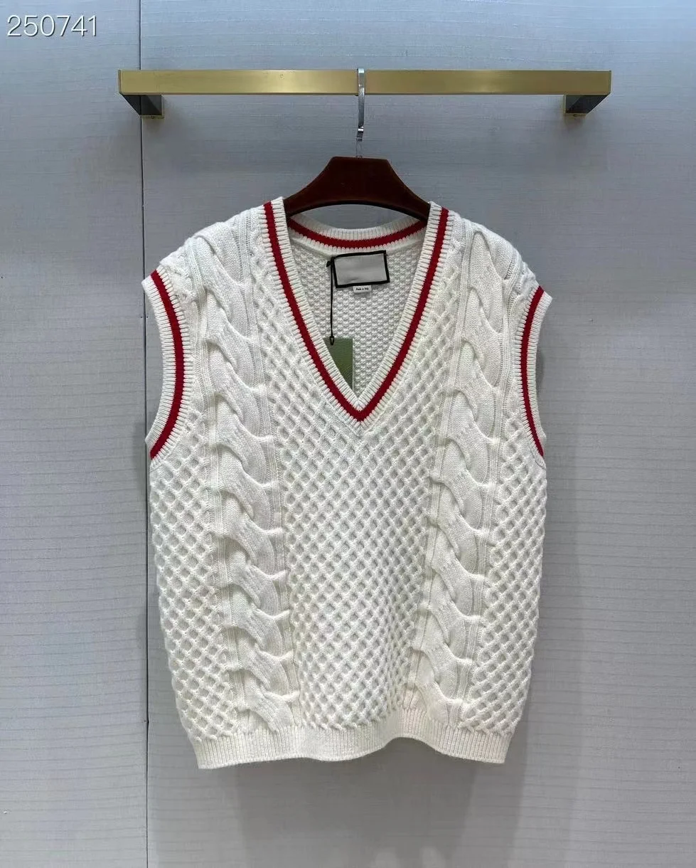 

High Quality Runway Design Sweater Women 2022 Spring Knitted Wool Vest Color Patchwork Femme V-Neck Sleeveless Sweater