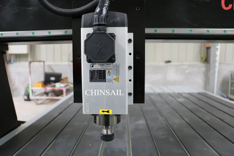 Фрезерный станок с ЧПУ CHINSAIL CXM1325 3-осевой фрезерный 1325 1530 2030 Т-образным слотом |