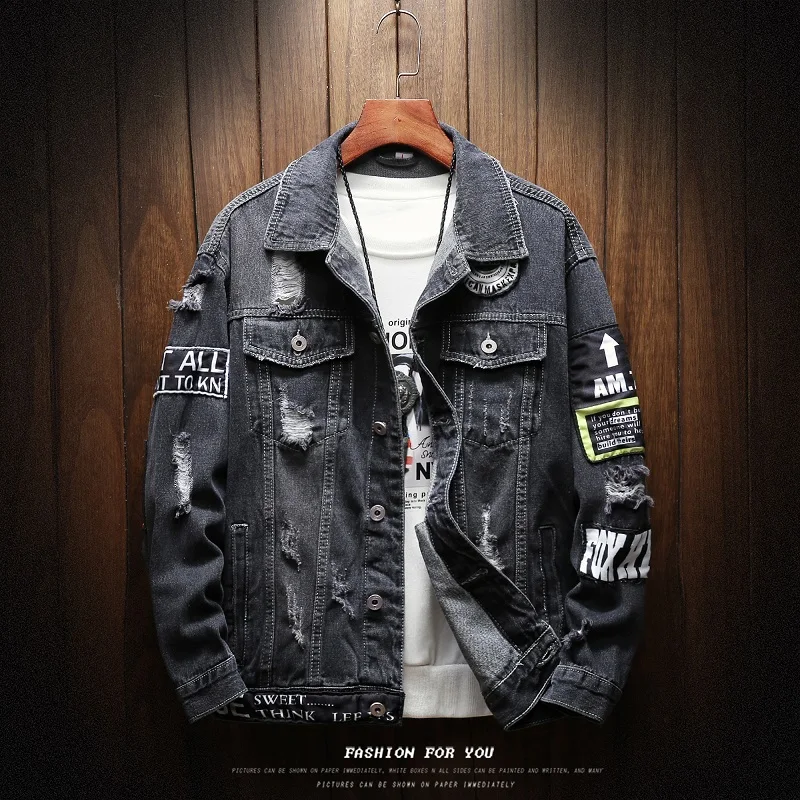 

Coats & Jackets