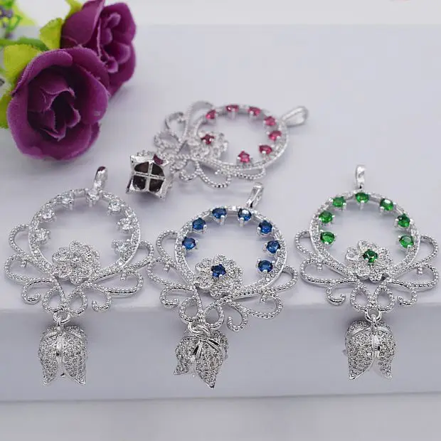 

High-grade zircon micro inlay double crown buckle tassel pendant fashion long sweater chain link clasp