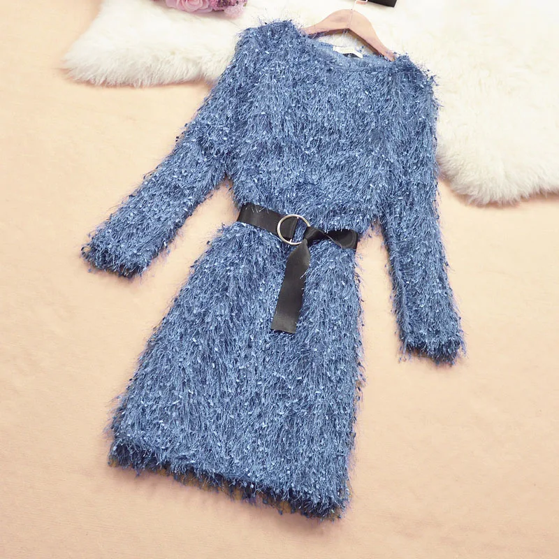 Платье футляр женское с бантом и длинным рукавом однотонное облегающее