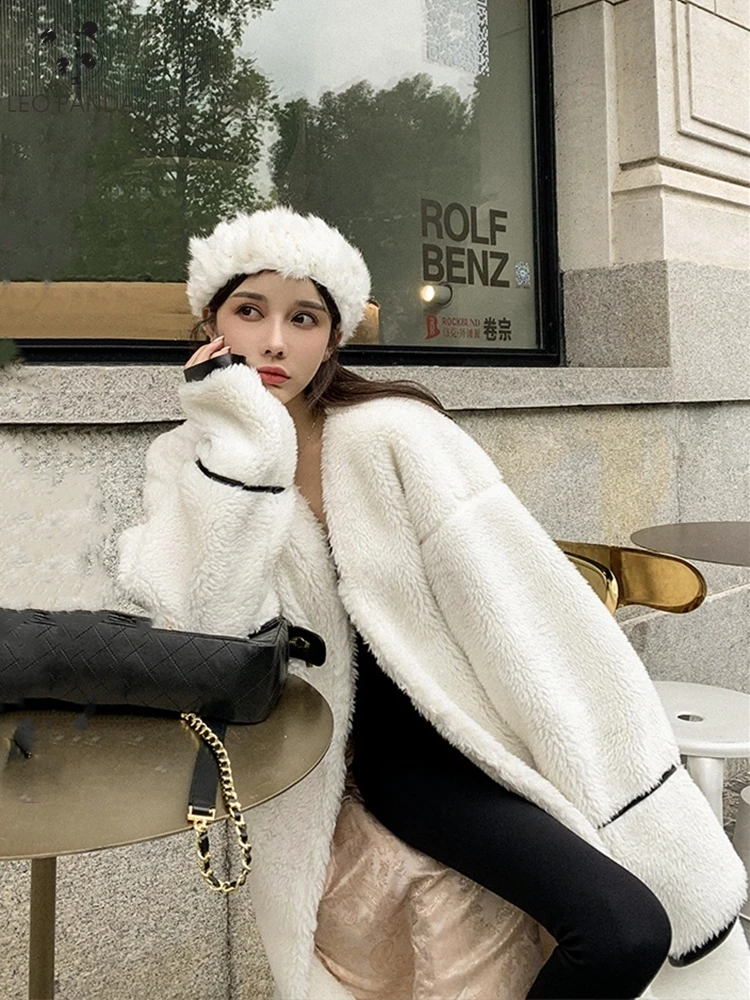 

Пальто женское из искусственного меха с длинным рукавом