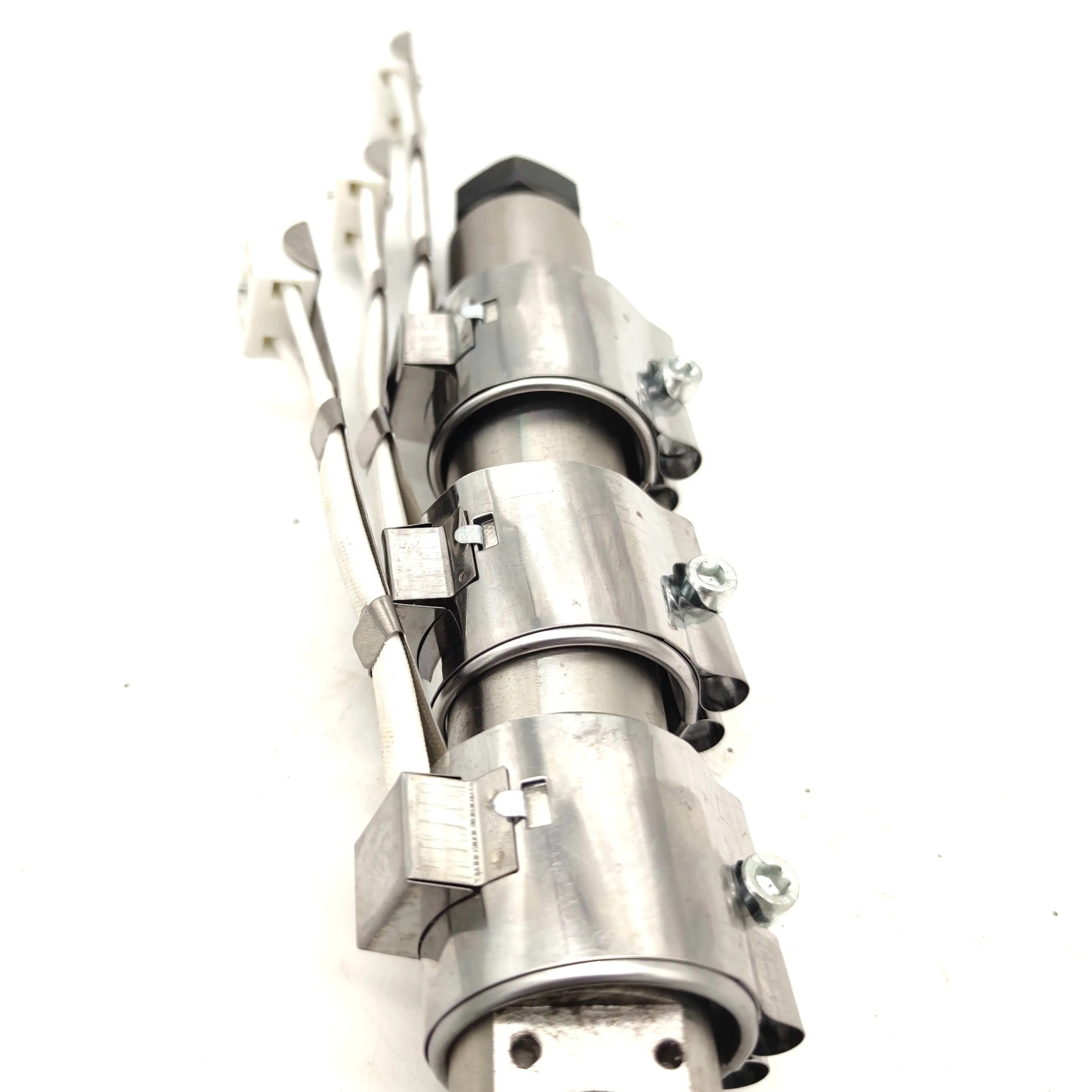 

Винт и цилиндр экструдера диаметром 20 мм с набором сопел 1,75/3 мм и 3 ленточными обогревателями D40L40, 220 В, 150 Вт