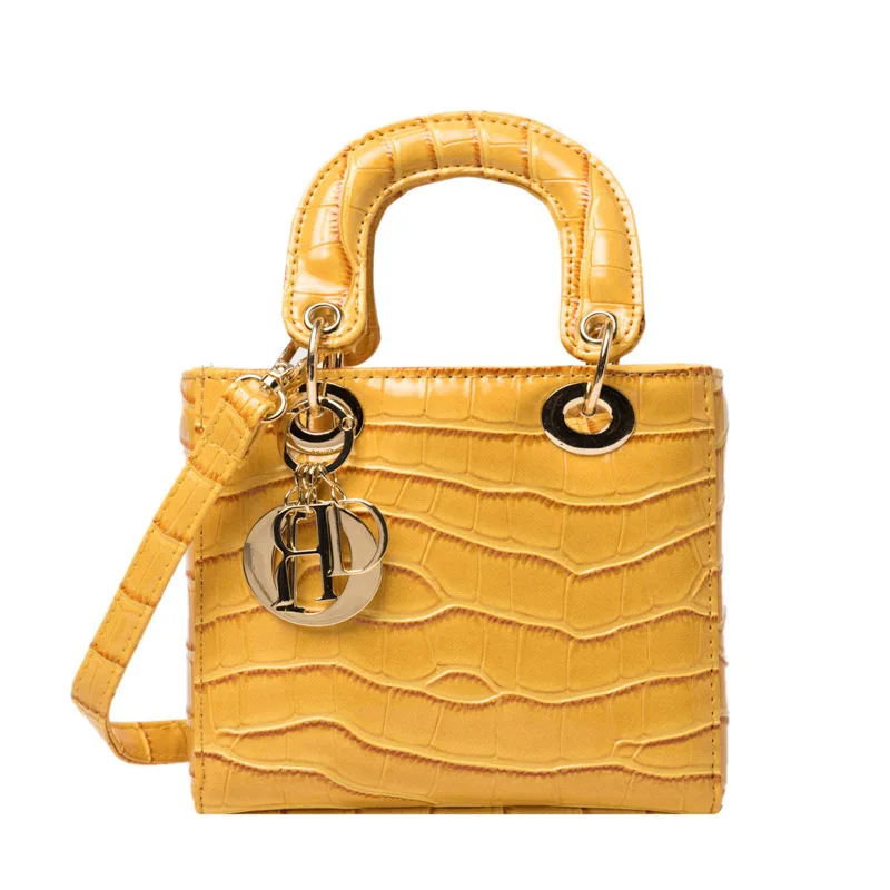 

2021 new women's shoulder bag crocodile pattern small black bag messenger women's versatile bag fashion small square bag