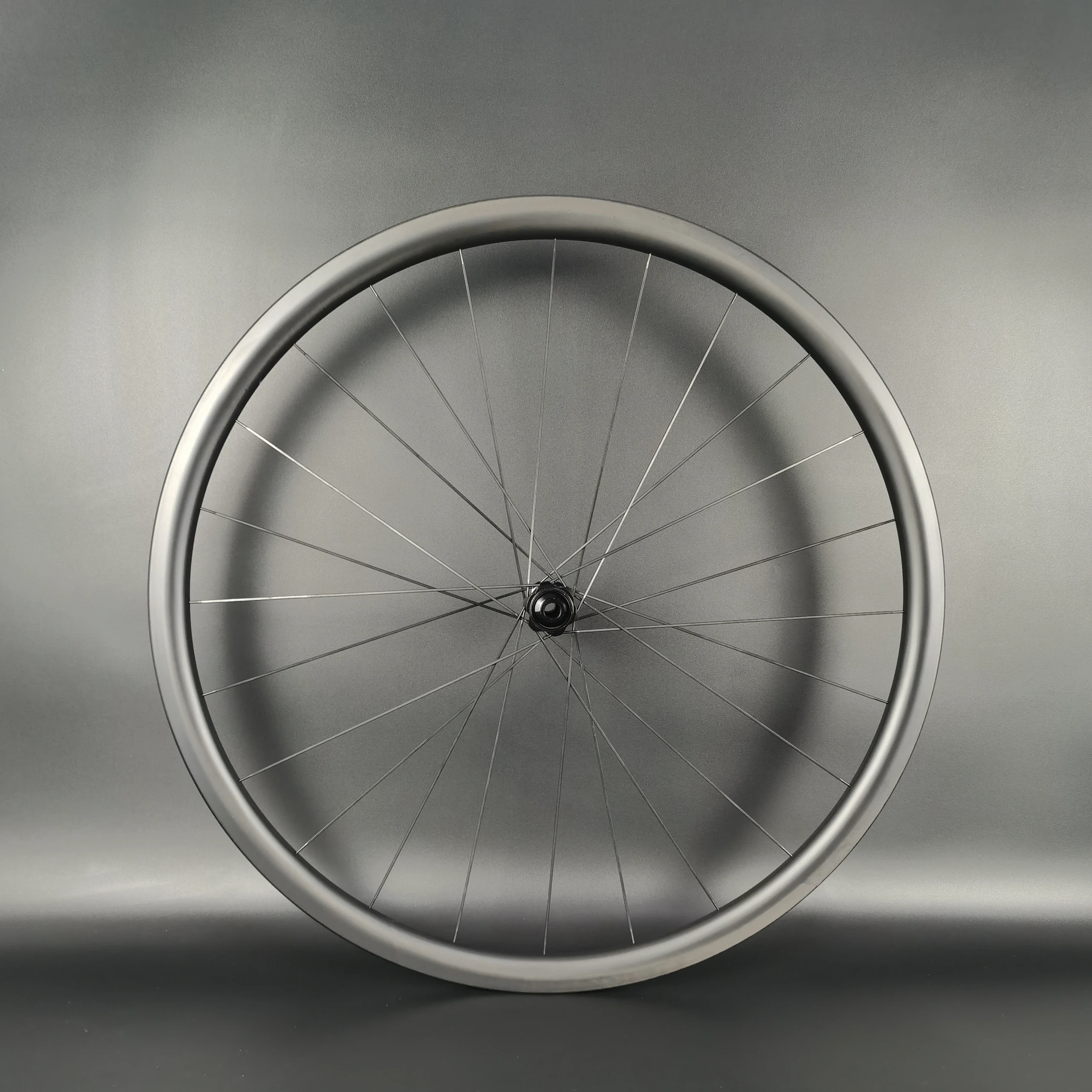 700C 30мм глубина 24мм ширина Клинчер/Бескамерное/Накатное Карбоновое колесное кольцо для дорожного велосипеда с дисковыми тормозами UD матовая отделка втулка DT 24-24 отверстия на.