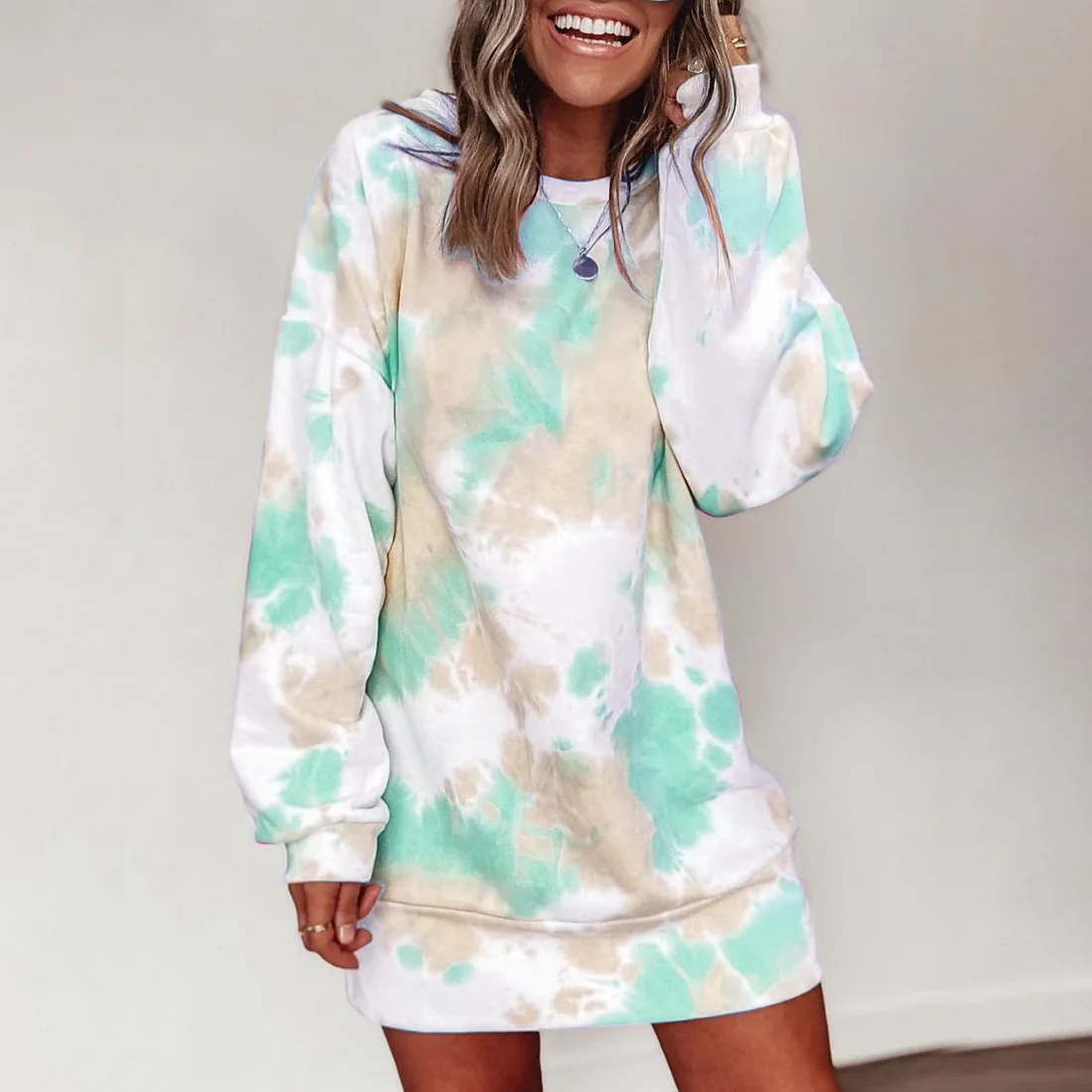 Новинка женское осеннее длинное платье с капюшоном прямое свободное