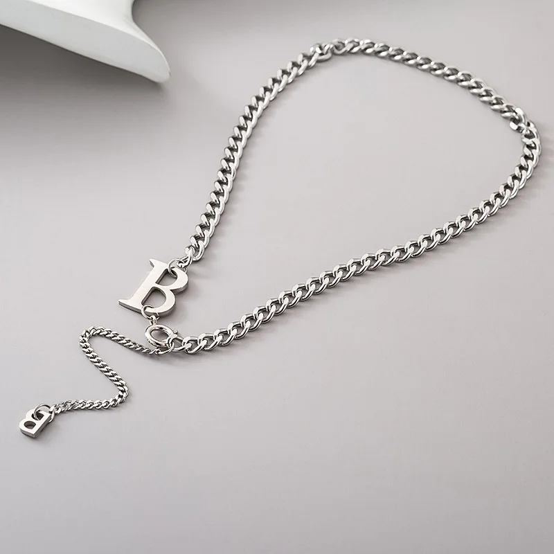 

Personalized wild letter B stainless steel necklace simple temperament short clavicle chain female