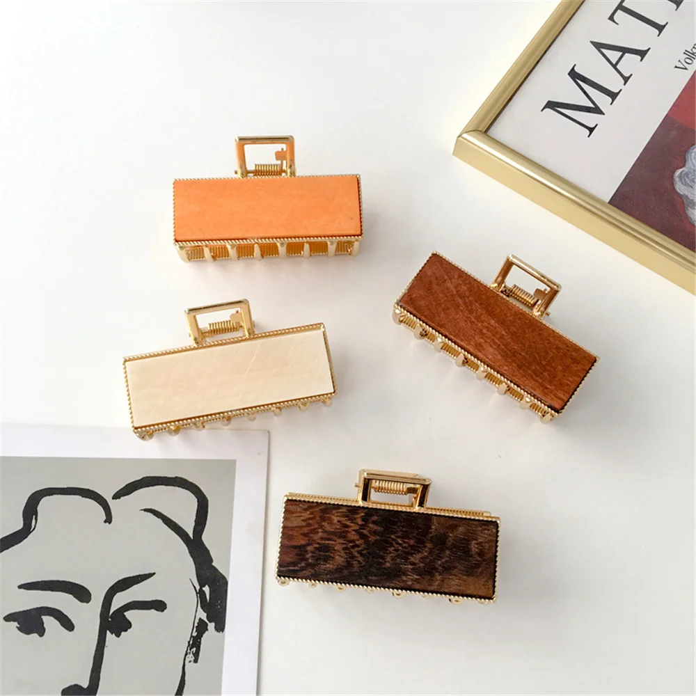

Acrylic Hair Claw Women Hair Clip Vintage Trendy Geometry Hollow Rectangular Hair Grab Girls Hair Accessories Headwear