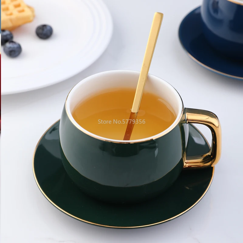 

Ceramic Coffee Tea Cups and Mugs Travel Coffee Cup Saucer Set Porcelain Teacup with The Spoon Drinking