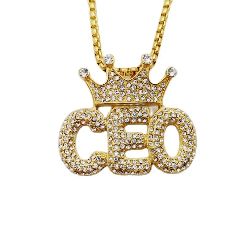 Ожерелье с подвеской в виде короны украшенной сверкающими украшениями |