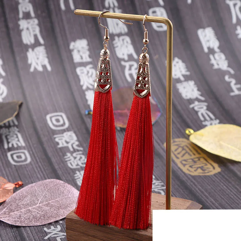 red Корейские модные темпераментные женские серьги с кисточками Популярные богемные длинные Ретро женские серьги Ювелирные изделия Подарки - Окраска металла: red