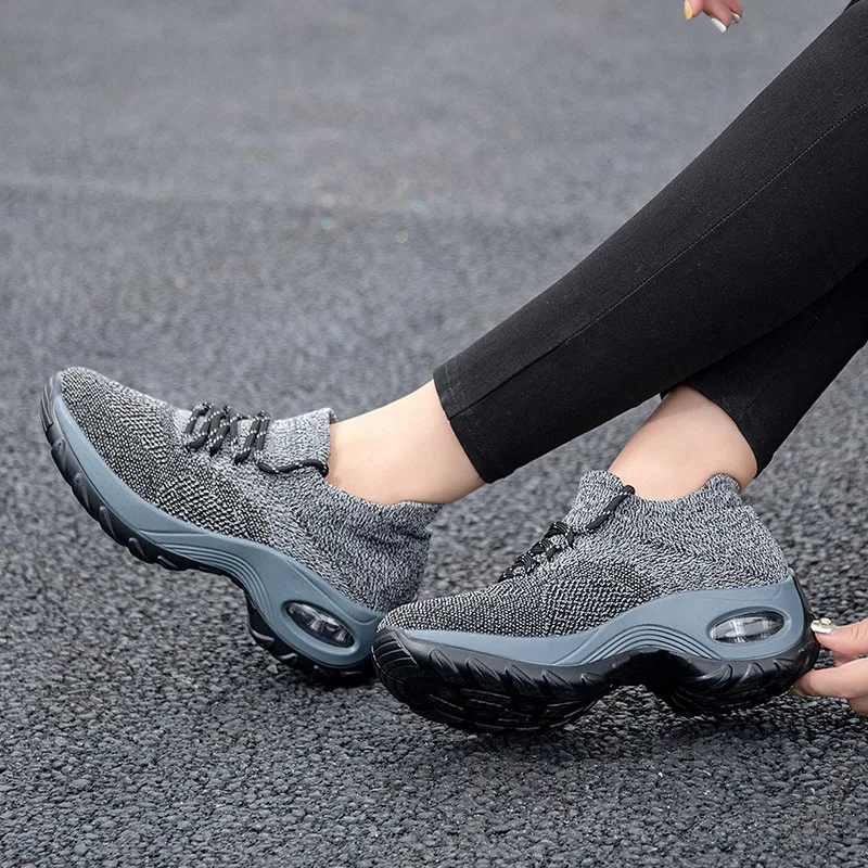 

New Fashion Casual Retro Easy Matching Motion Walking Shoes AJ02
