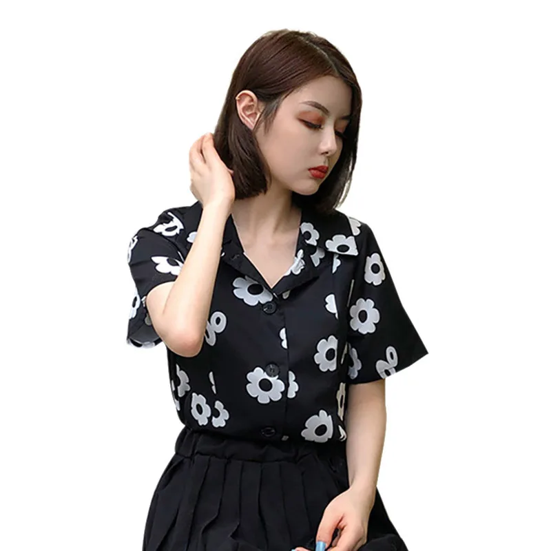 

Female Summer Casual Flower Decorative Shirt Retro Printed Short-sleeved Shirt