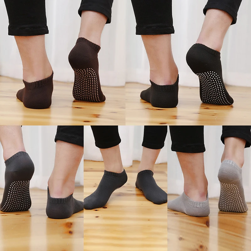 HOT! Men's Cotton Non-slip Yoga Socks with Grips New Breathable Anti Skid Floor Socks for Pilates Gym Fitness Barre 1 Pair/Lot