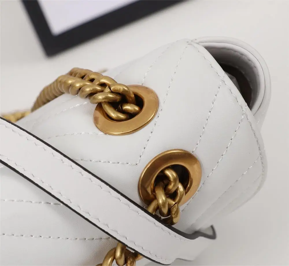 

2020 retro fashion women's shoulder bag, leather material chain, designer straddle bag, factory direct sales, free global delive